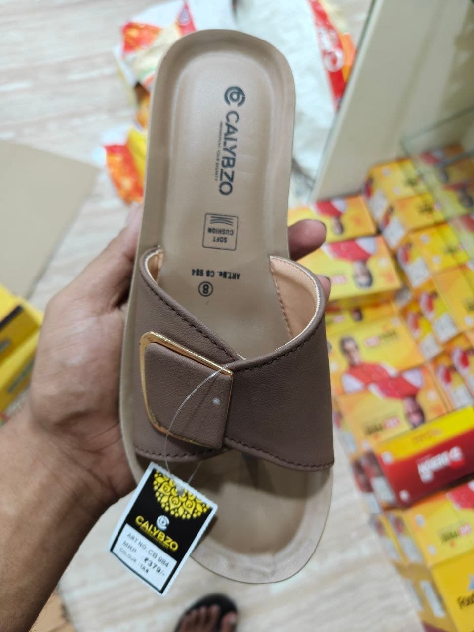 CALYBZO Women's Tan Sandals