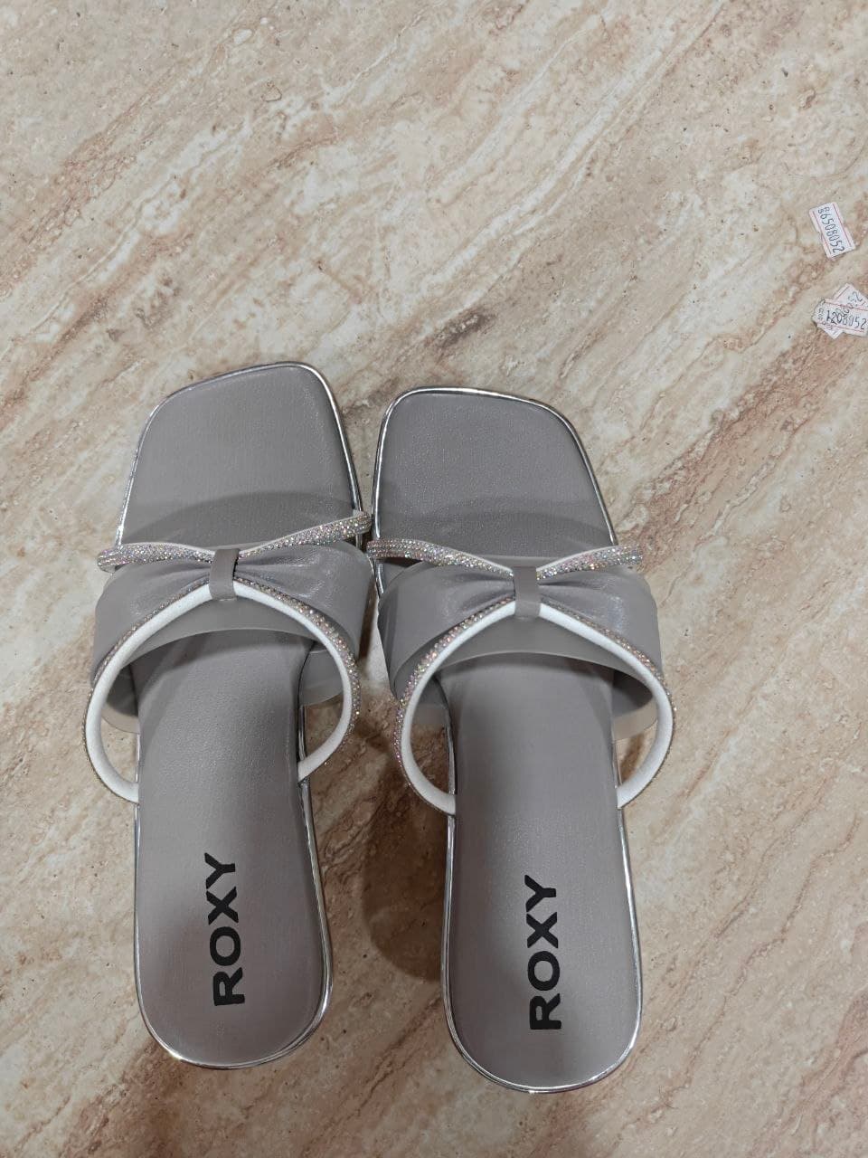 Roxy Women's Grey Embellished Bow Sandals